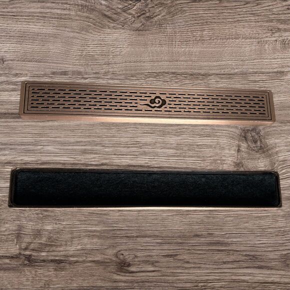 Metal incense stick holder with lid 9.25"' x 1.75" x 0.75" - Picture 5 of 6